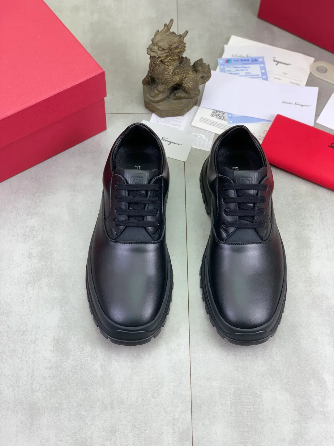 Men's men's shoes💰P640💰【New style】High quality water-dyed cowhide 🆘【Salvatore Ferragamo】Ferragamo's latest casual business leather shoes for men! Listed simultaneously! The fabric is made of specially imported original calfskin, and the interior is made of imported water-dyed cowhide. It is absolutely luxurious and leads the fashion trend. High-end foam outsole, matching sizes: 38-44 (45 and 46 can be customized) 4️⃣ colors available